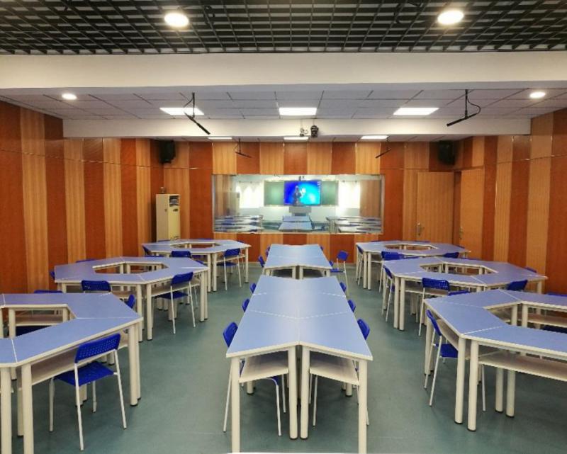 某中等職業(yè)技(jì)術(shù)學校(xiào)錄播實訓室建設